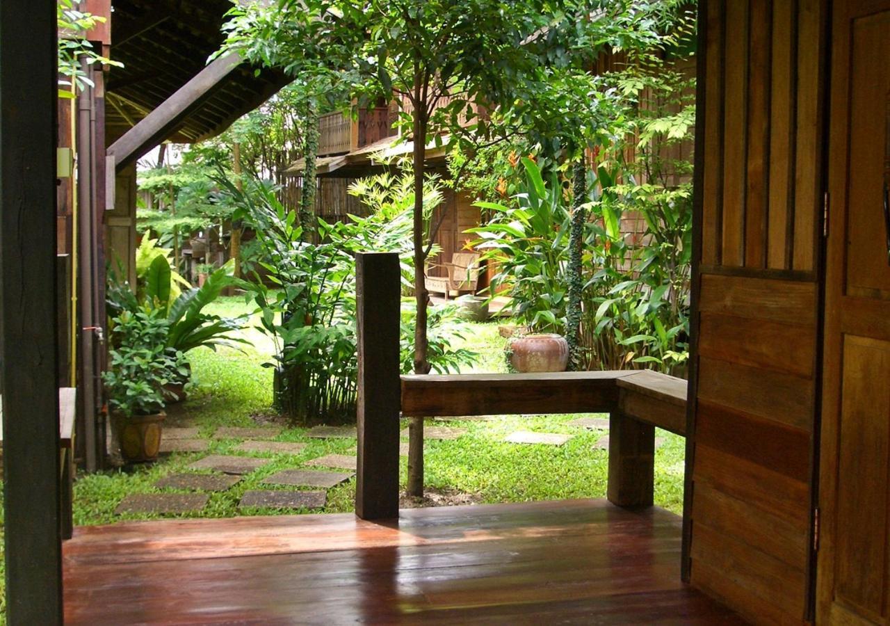 Tanita House Bed and Breakfast Chiang Mai Exterior foto